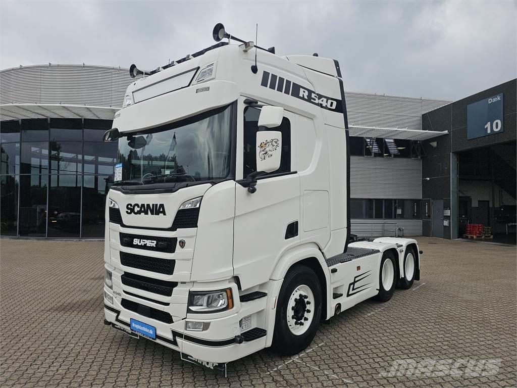 Scania R540 6x2 وحدات الجر