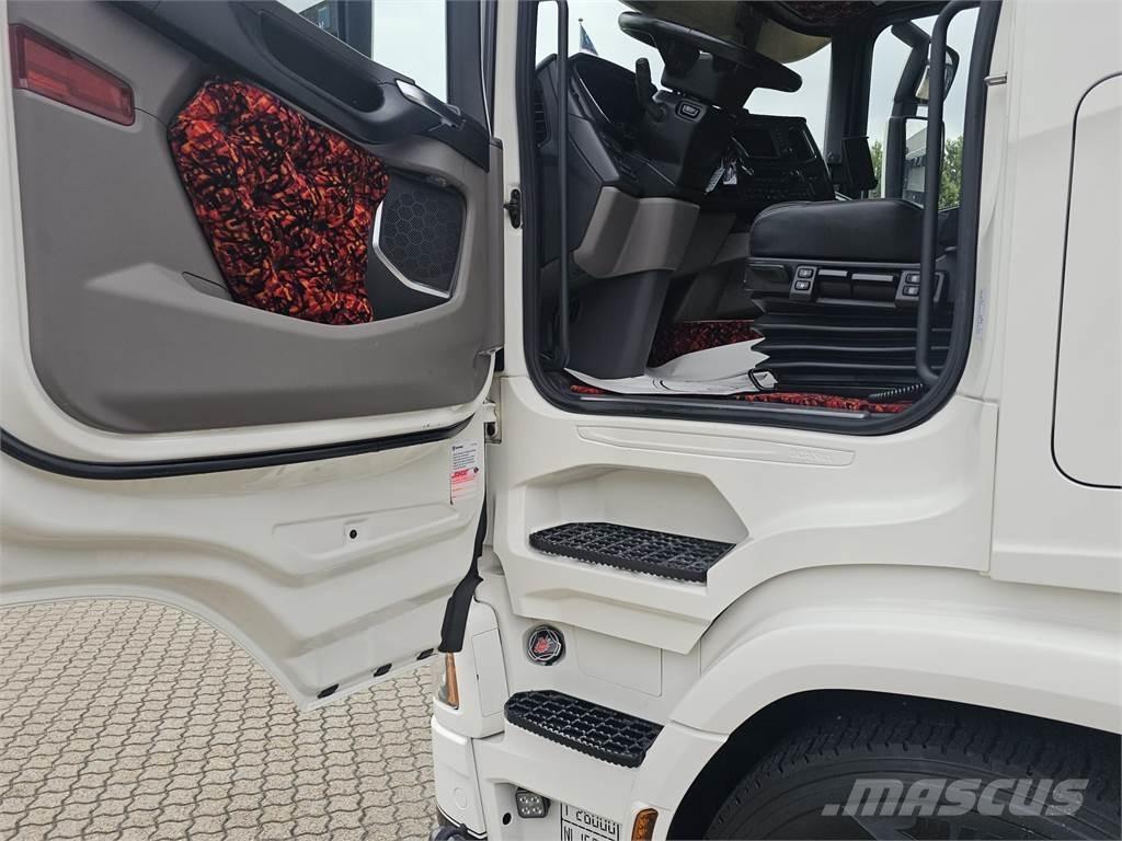 Scania R540 6x2 وحدات الجر