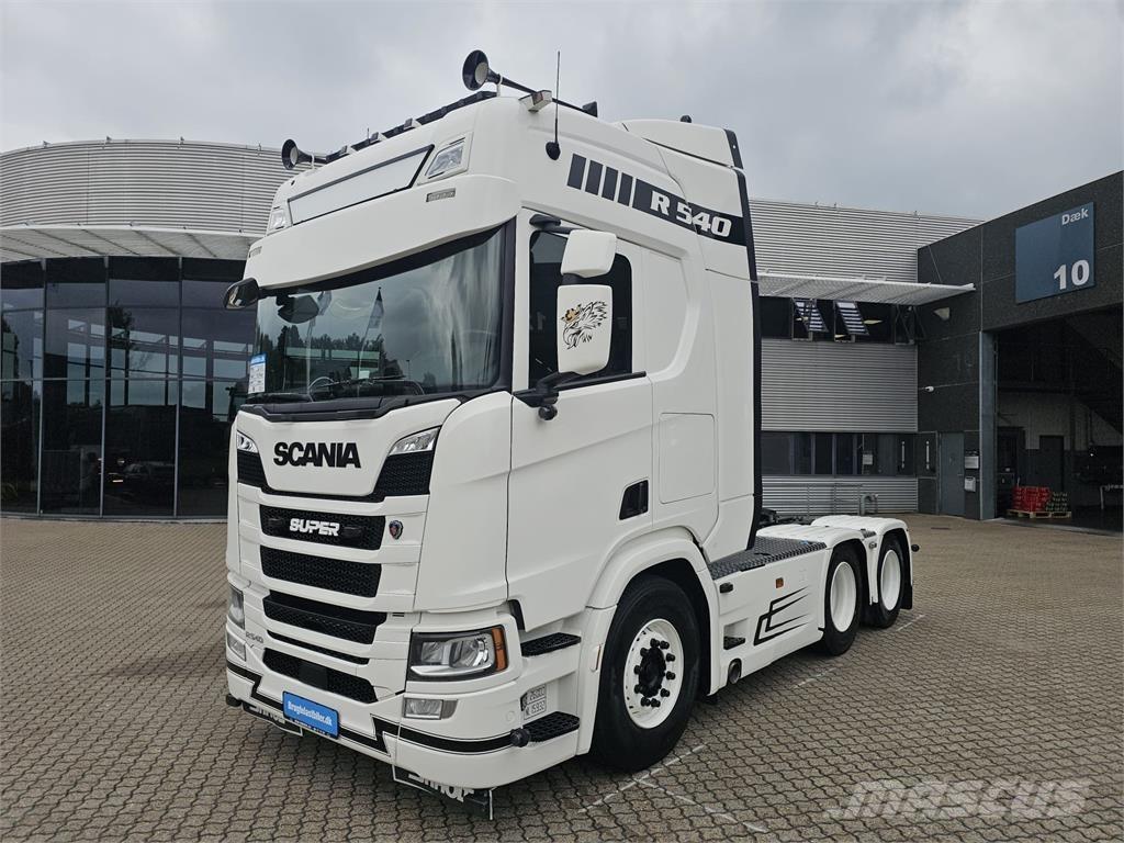 Scania R540 6x2 وحدات الجر