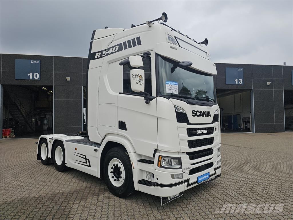Scania R540 6x2 وحدات الجر