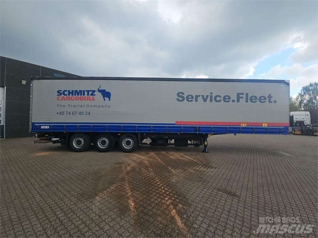 Schmitz Cargobull 13,60 نصف مقطورات بباب جانبي