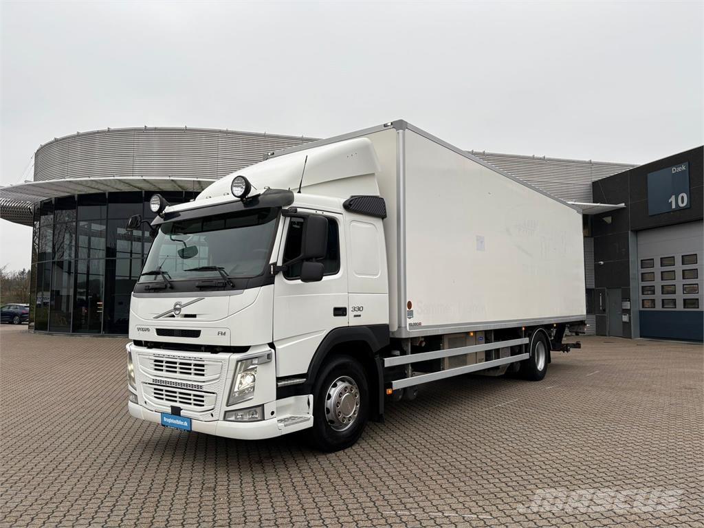 Volvo FM330 شاحنات بدرجة حرارة قابلة للضبط