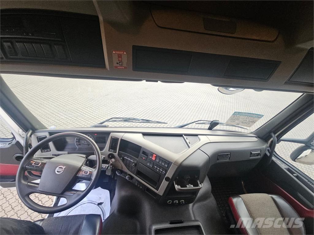 Volvo FM450 وحدات الجر