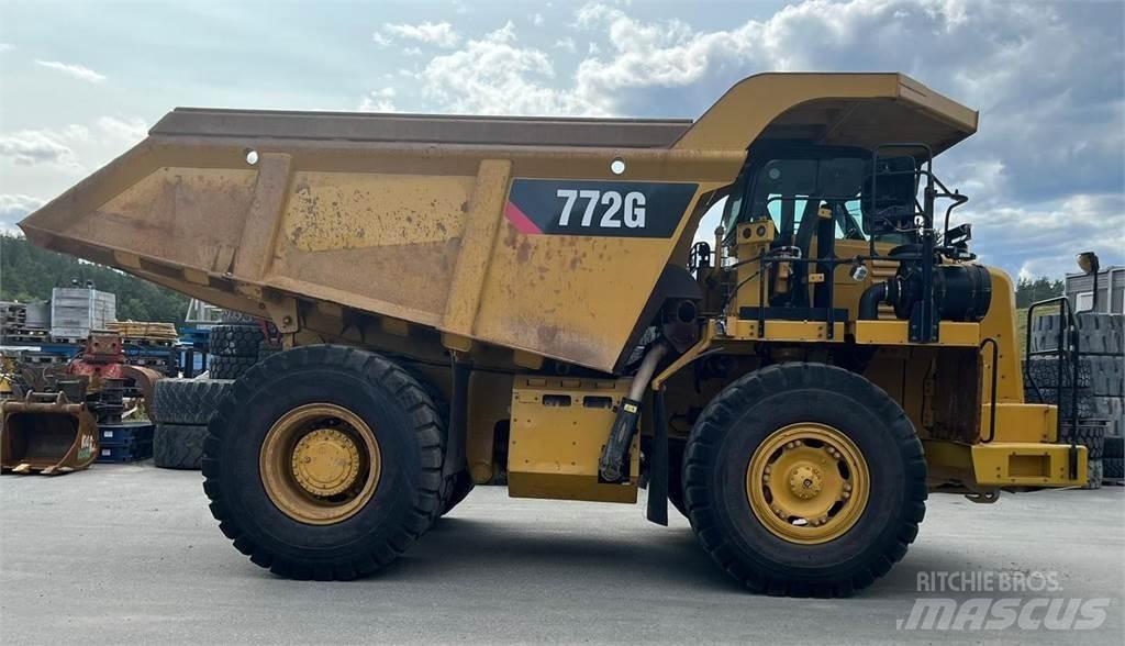 CAT 772G شاحنات المخلفات الصلبة