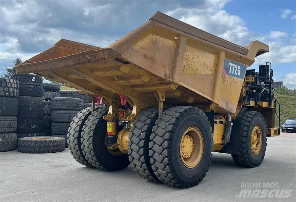 CAT 772G شاحنات المخلفات الصلبة