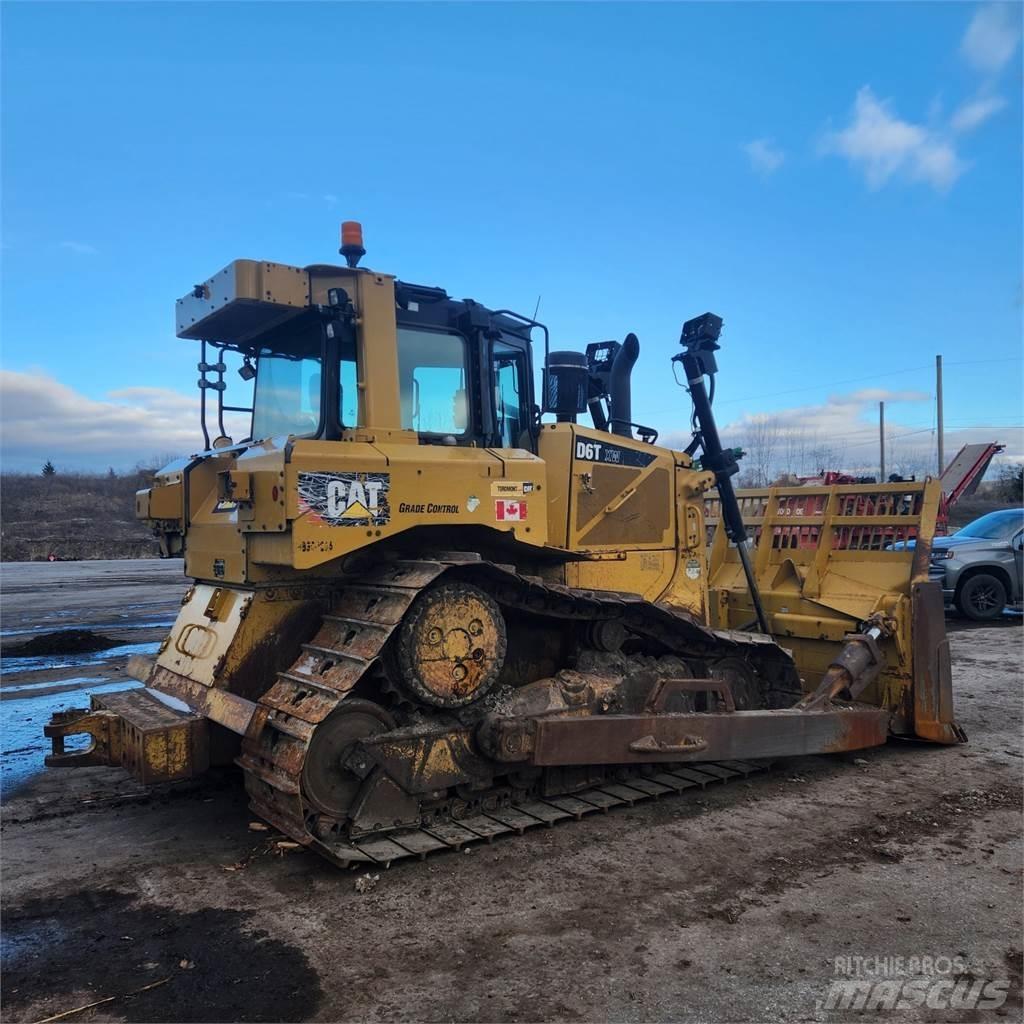 CAT D6T XW WH بلدوزرات مجنزرة