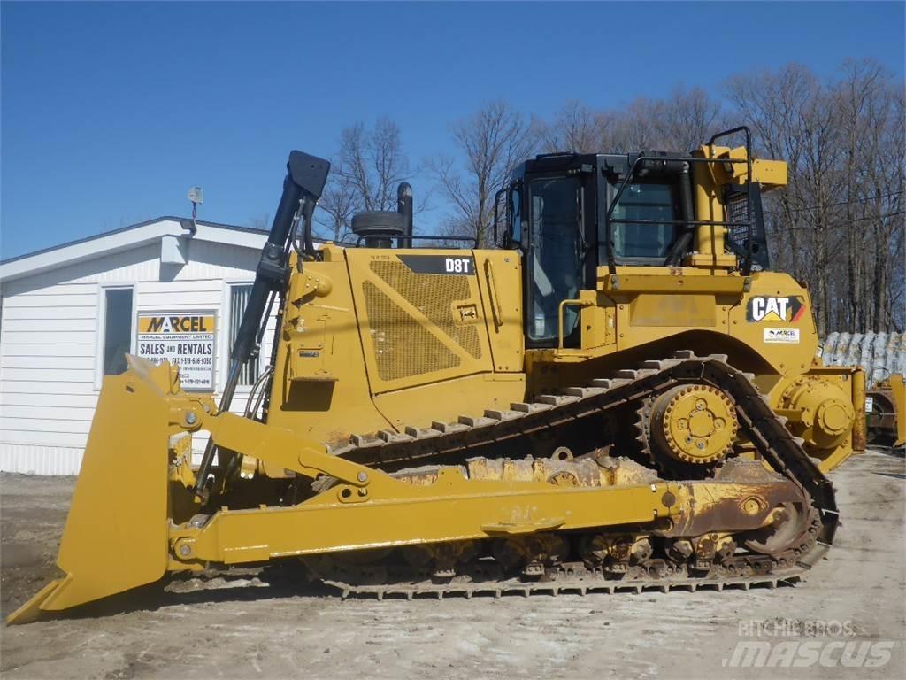 CAT D8T بلدوزرات مجنزرة