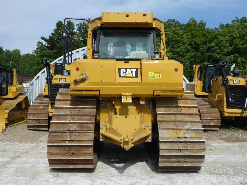 CAT D8T LGP بلدوزرات مجنزرة