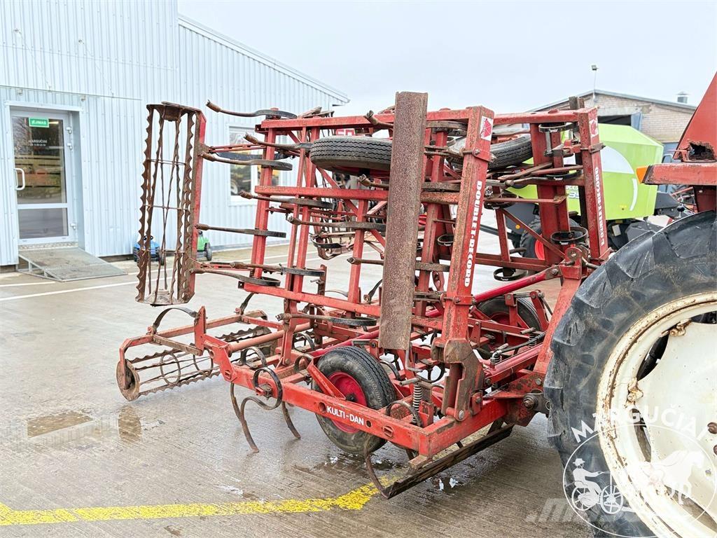 Doublet-Record 4,5 m ماكينات زراعية - غير ذلك