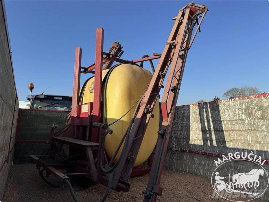 Hardi 1000 ltr., 12 m. ماكينات زراعية أخرى