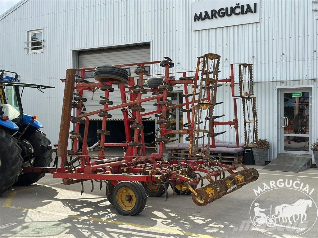 Väderstad 5,8 m ماكينات زراعية أخرى