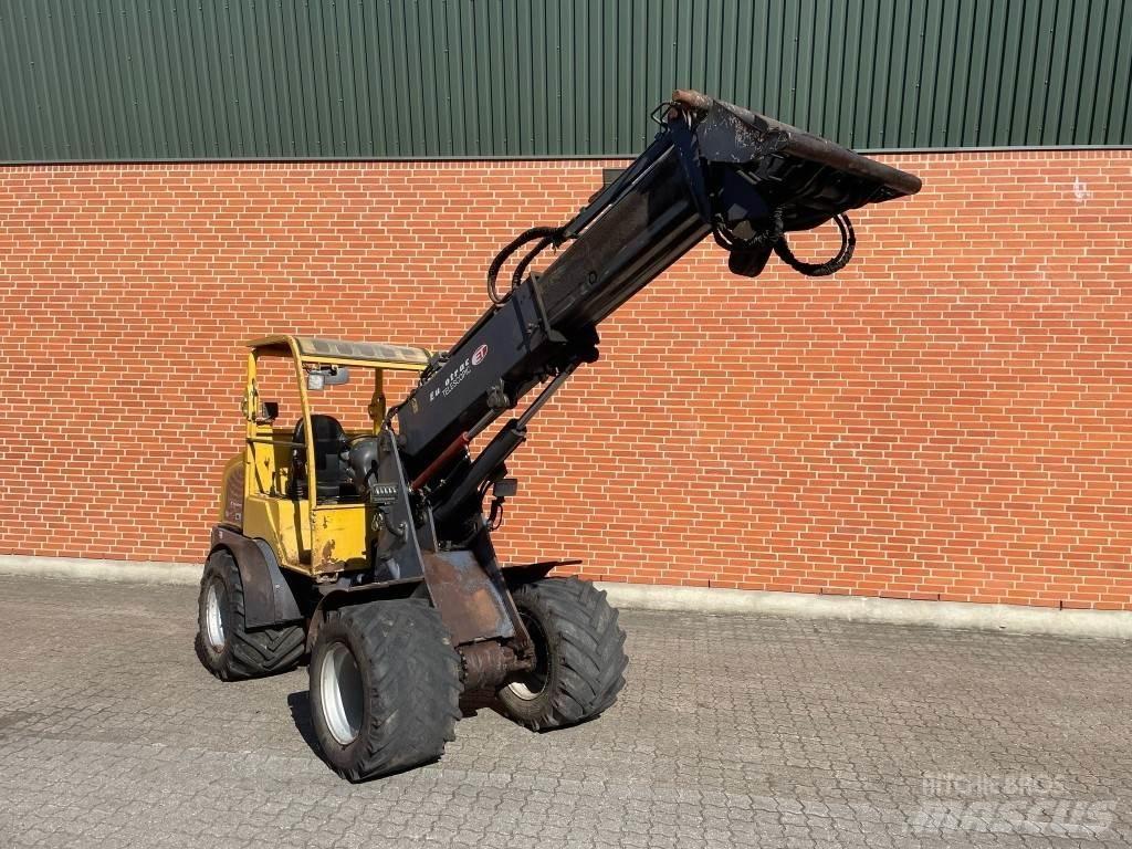 Eurotrac 13T مناولات متداخلة