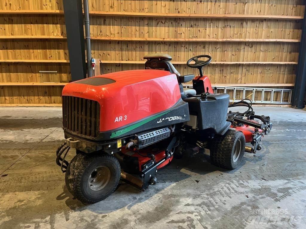 Jacobsen AR-3 ركوب الحشائش