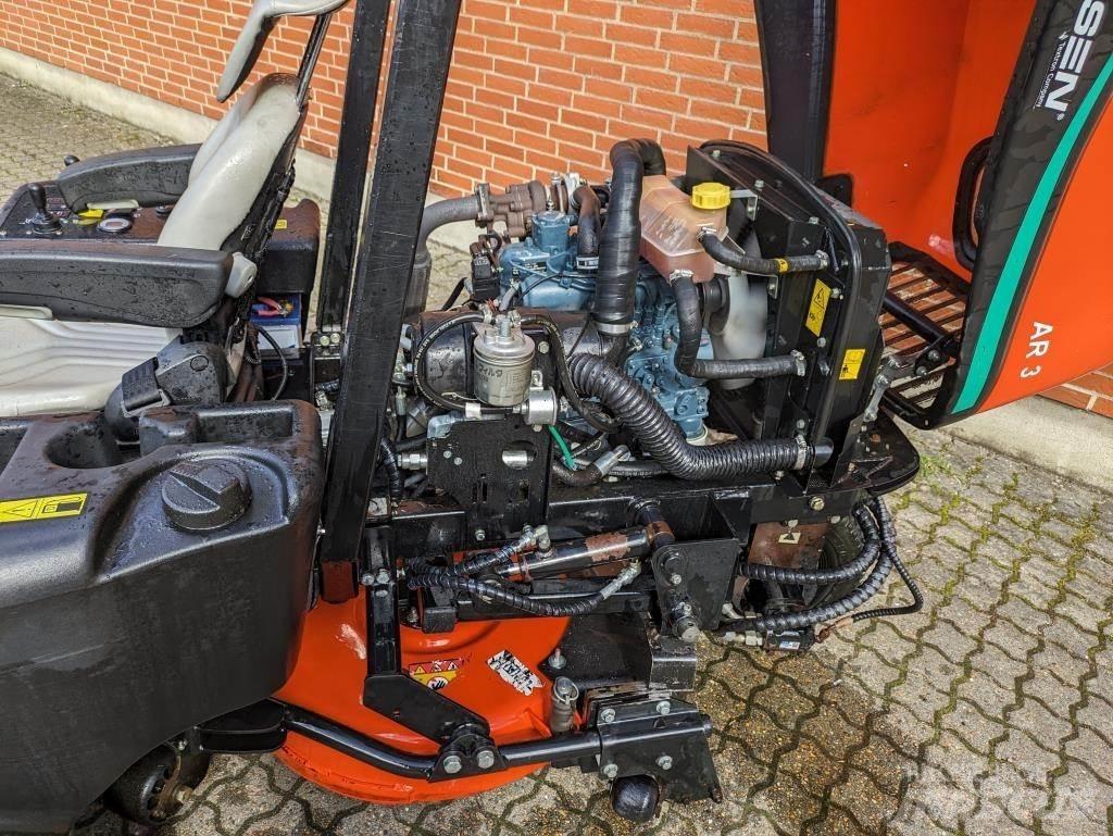 Jacobsen AR-3 ركوب الحشائش