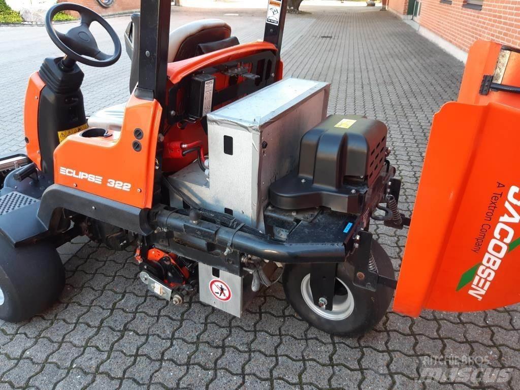 Jacobsen ECLIPS 322 ركوب الحشائش