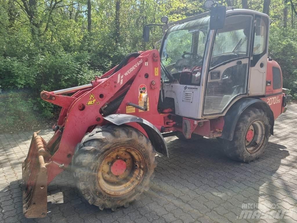 Weidemann 2070 CX50 لوادر صغيرة