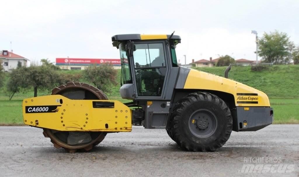 Atlas Copco CA6000 ضاغطات التربة