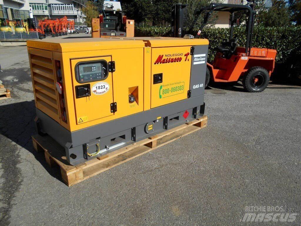 Atlas Copco QAS40 أبراج خفيفة