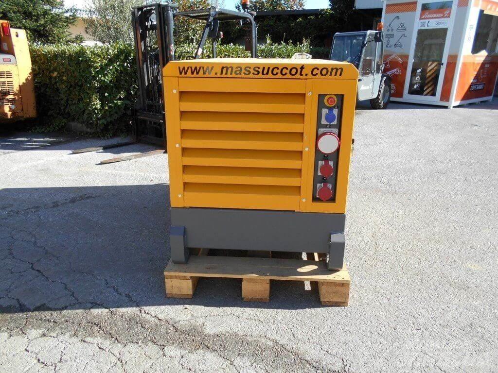 Atlas Copco QAS40 أبراج خفيفة
