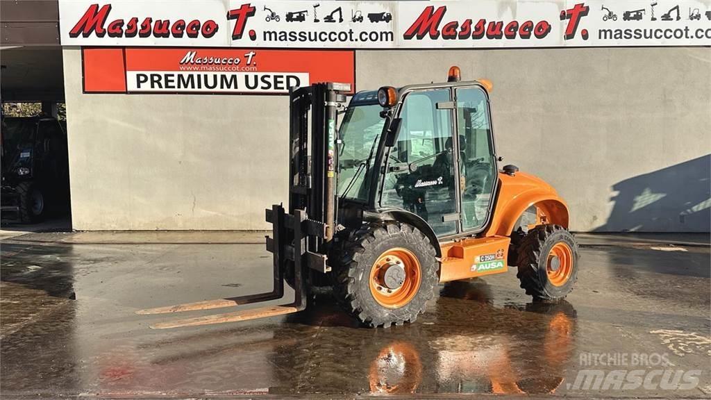 Ausa C250H 4X4 شاحنات الطرق الوعرة