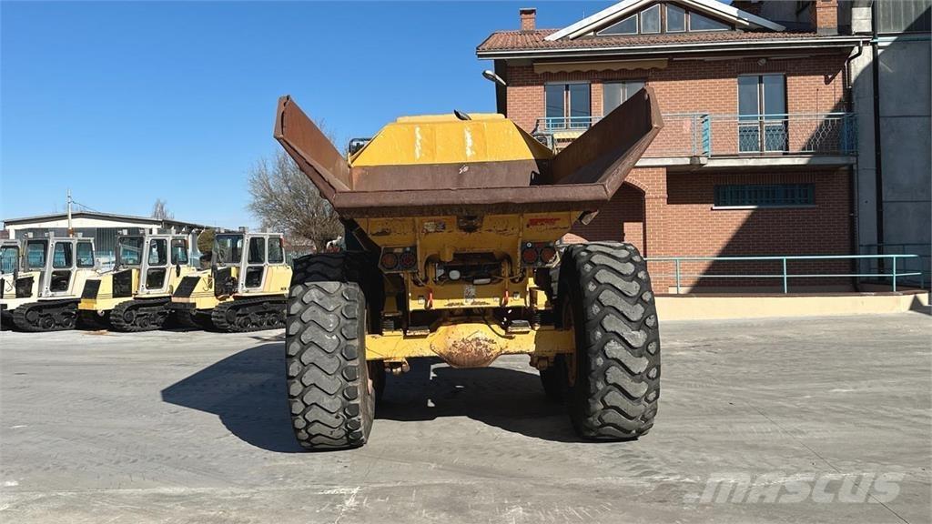 Bell B25D 6x6 عربات نقل قلابة للمواقع