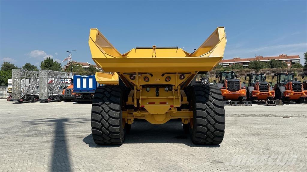 Bell B50E 6x6 عربات نقل قلابة للمواقع