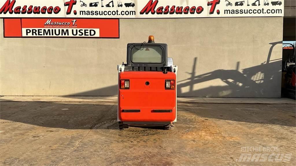 Bobcat S100 4X4 لوادر انزلاقية التوجيه