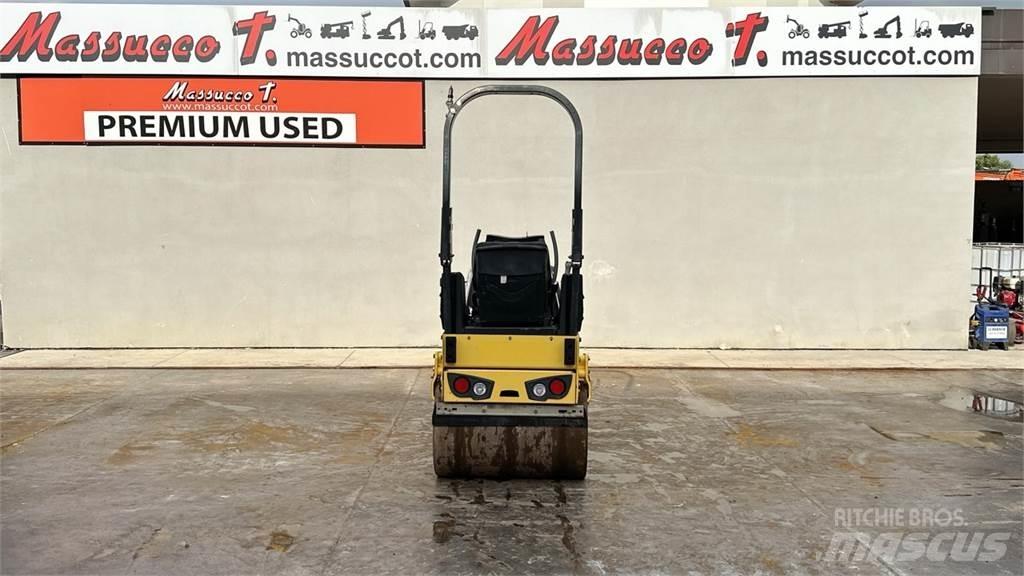 Bomag BW90 AD-5 ضاغطات التربة