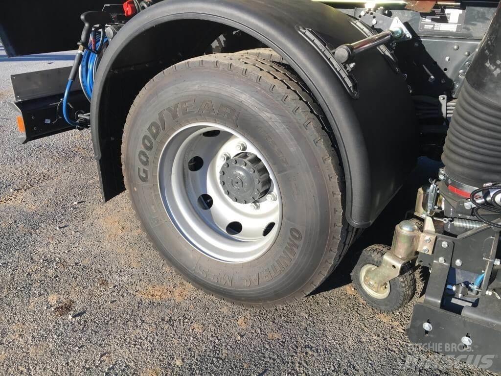 Bucher Cityfant 6000 شاحنات كاسحة