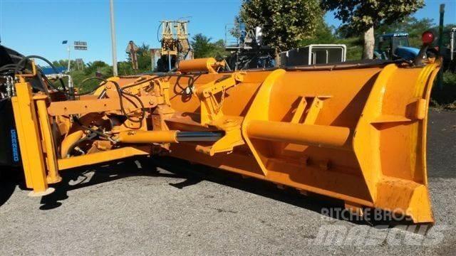 Case IH MXM190 حراثات ونصول الجليد