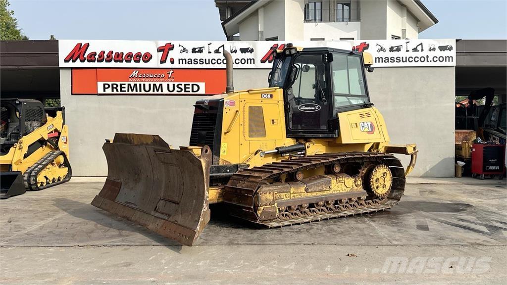 CAT D6K2LGP بلدوزرات مجنزرة