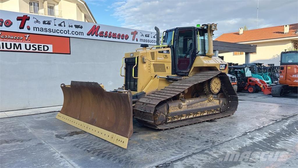 CAT D6N LGP بلدوزرات مجنزرة