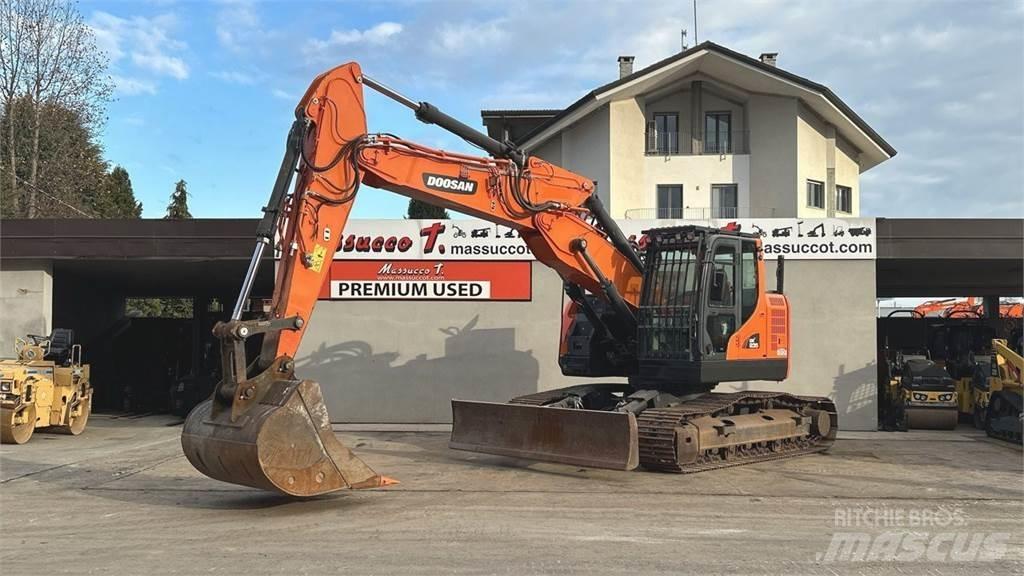 Doosan DX235LCR-5 حفارات زحافة
