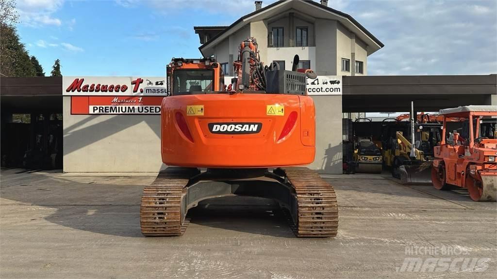 Doosan DX235LCR-5 حفارات زحافة