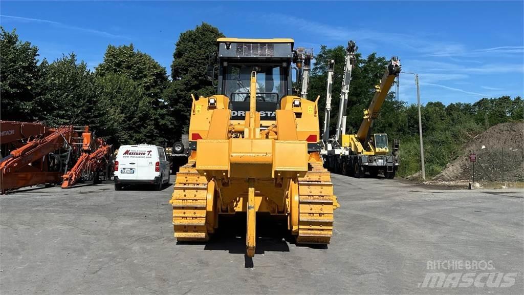 Dressta TD-25M بلدوزرات مجنزرة