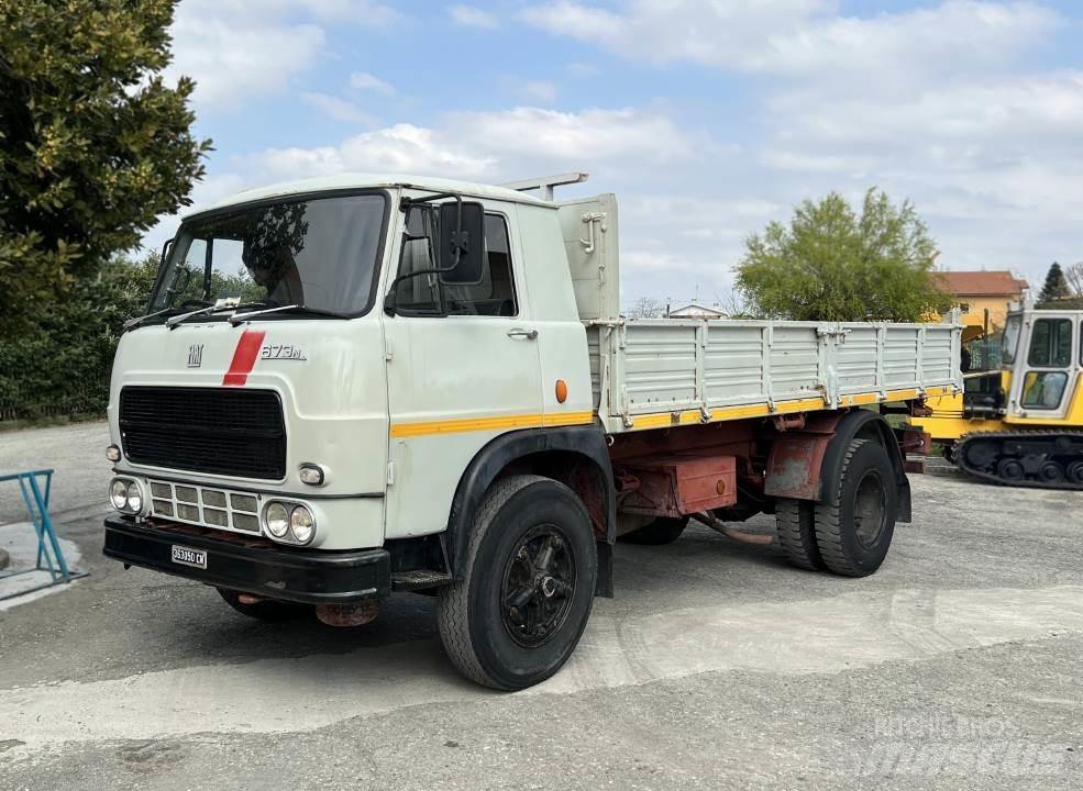 Fiat 673N 4X2 شاحنات أخرى