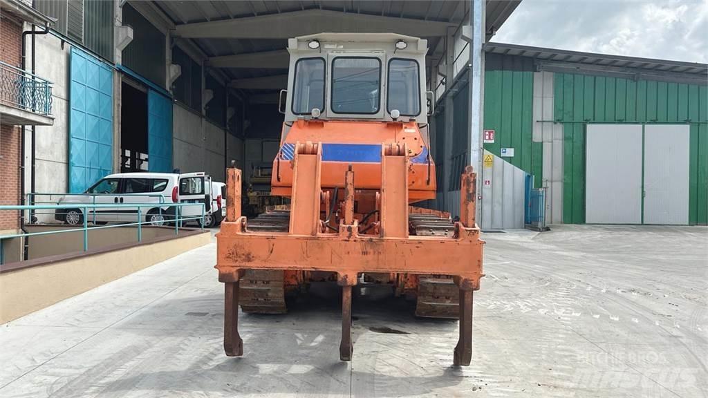 Fiat-Hitachi FD20 بلدوزرات مجنزرة
