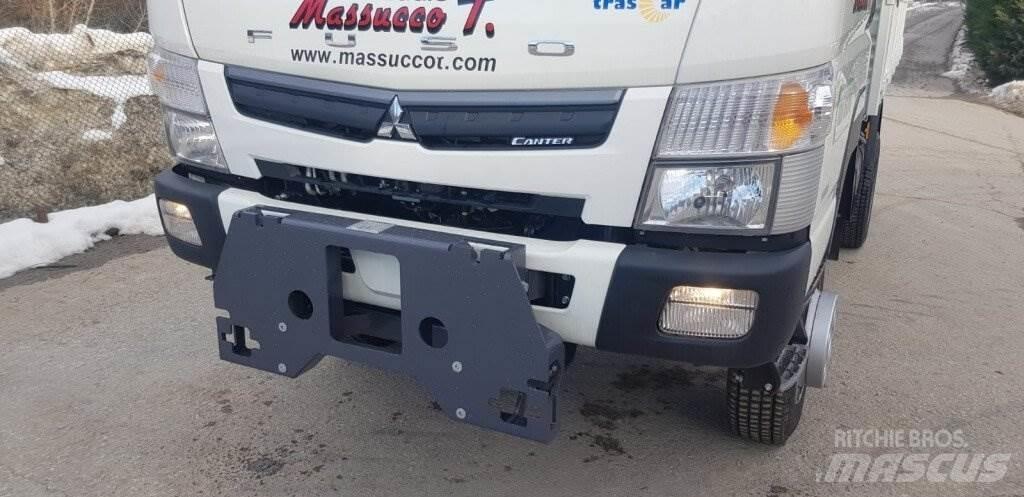 Fuso Canter 6C18 4X4 شاحنات أخرى