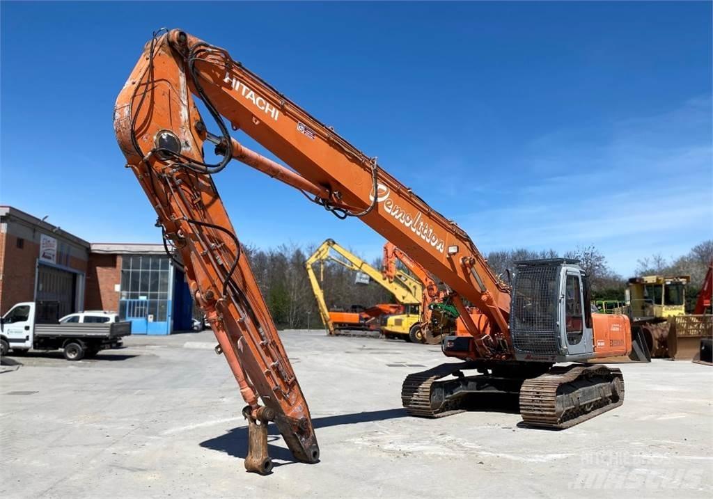 Hitachi EX230LCK حفارات زحافة