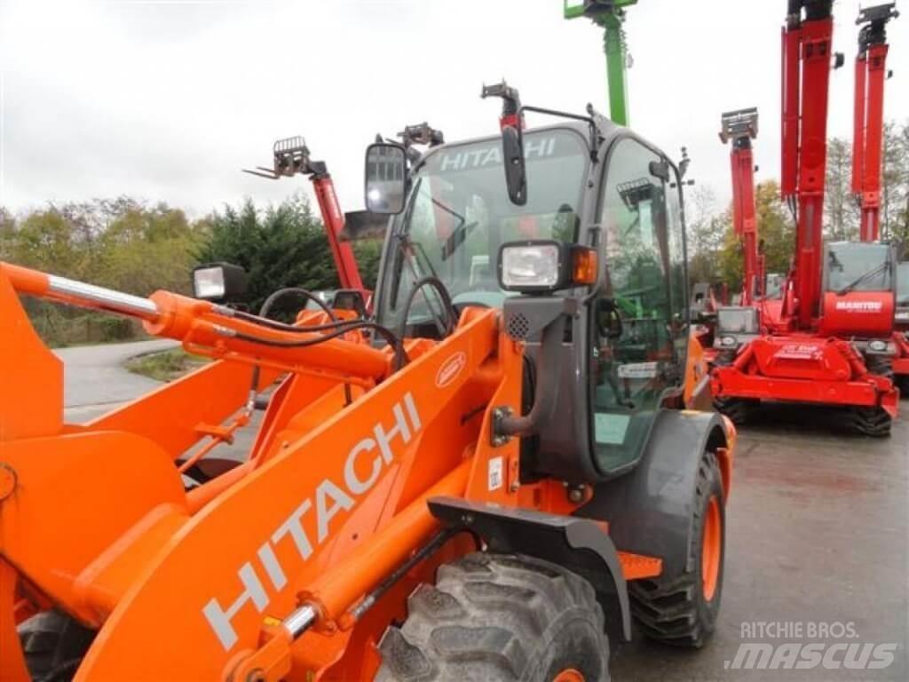 Hitachi ZW 65 حراثات ونصول الجليد