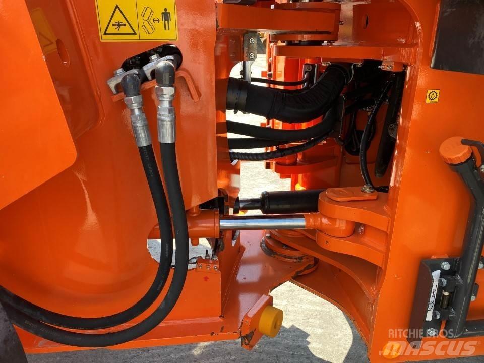 Hitachi ZW220-6 لوادر بعجل
