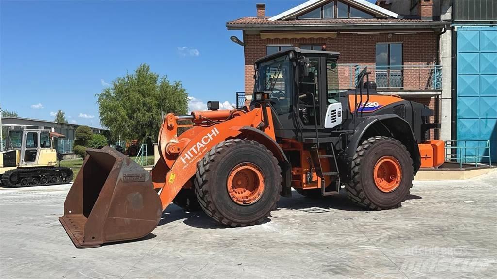 Hitachi ZW220-6 لوادر بعجل