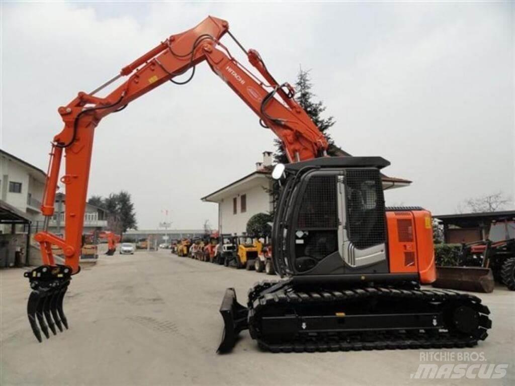 Hitachi ZX135 US-6 حفارات