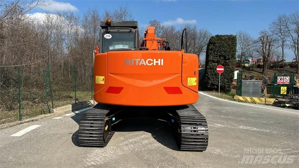 Hitachi ZX135US-3 حفارات وسط 7 طن - 12 طن