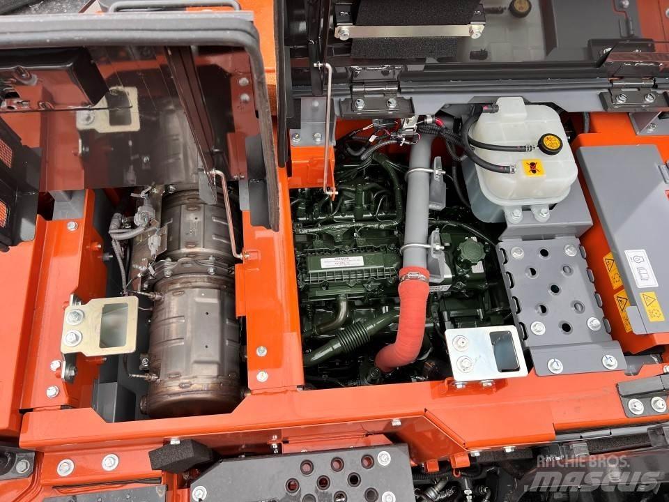 Hitachi ZX135US-7 حفارات