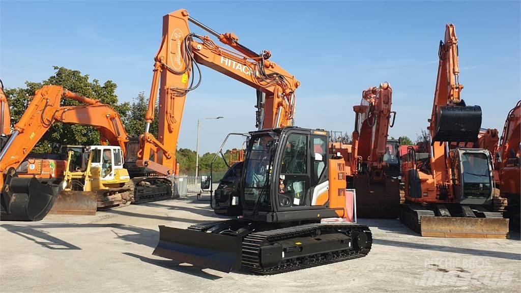 Hitachi ZX135US-7 حفارات وسط 7 طن - 12 طن