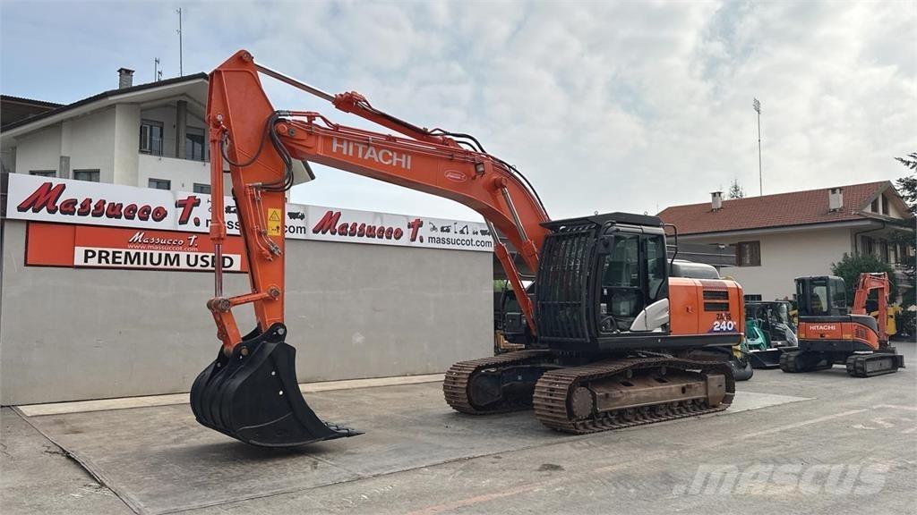 Hitachi ZX240N-6 حفارات زحافة