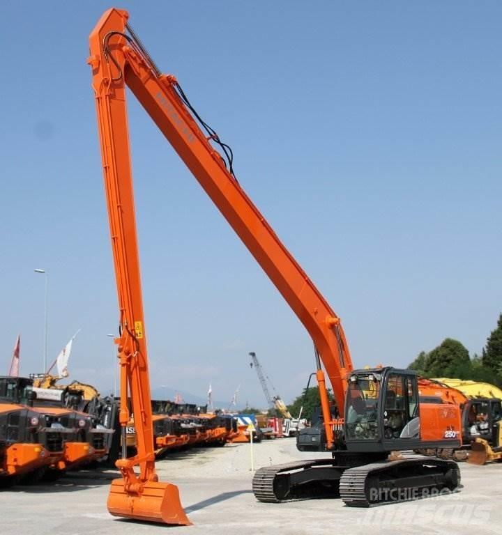 Hitachi ZX250LCN-5B حفارات زحافة