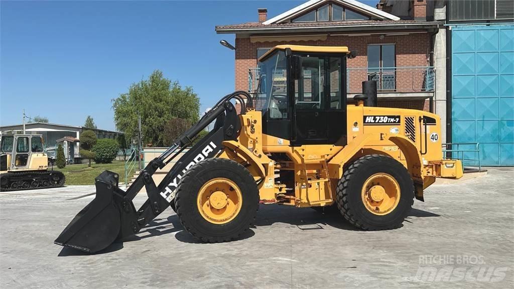 Hyundai HL730TM-7 4x4 لوادر بعجل