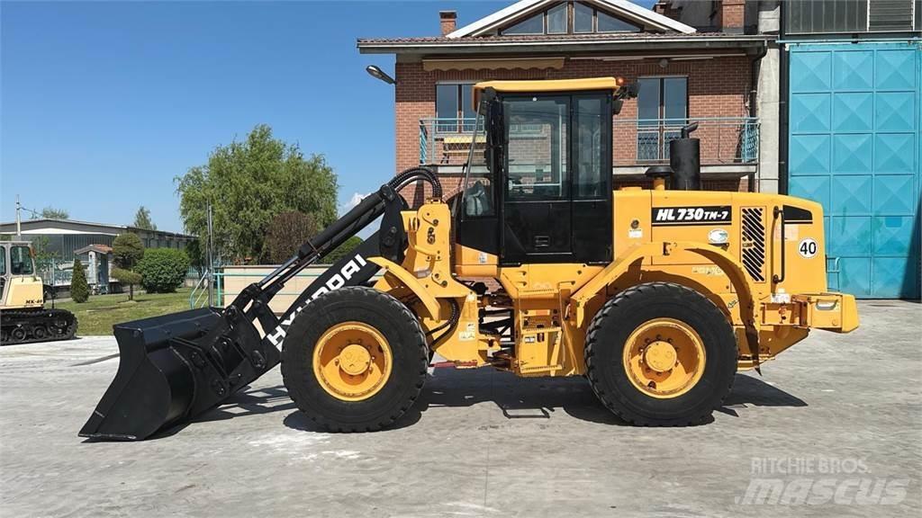 Hyundai HL730TM-7 4x4 لوادر بعجل